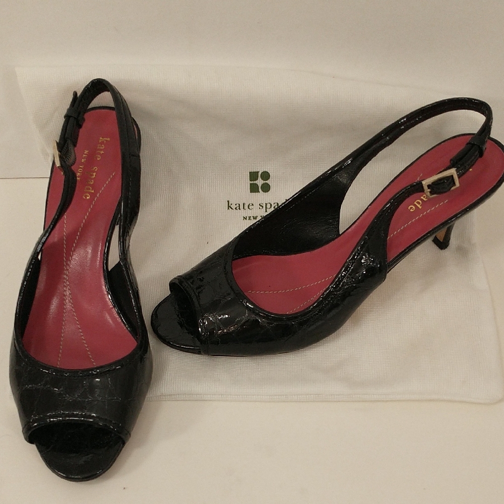 Kate Spade Black Patent Sling Back Kitten Heels 2.5" High Embossed Peep Toe sz 7